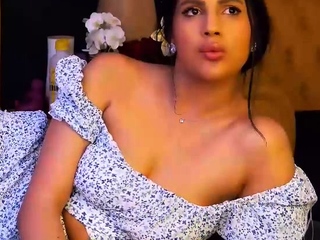 Indian webcam dildo masturbation
