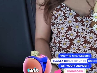 Riding in a taxi, decided to wank my honeypot in public –