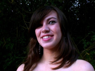 Gloryhole amateur blowjob followed with a cumshot